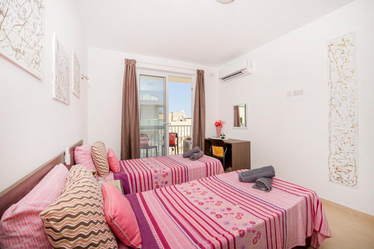 Apartment Summer Breeze With Panoramic Terrace - By Getawaysmalta Mellieha