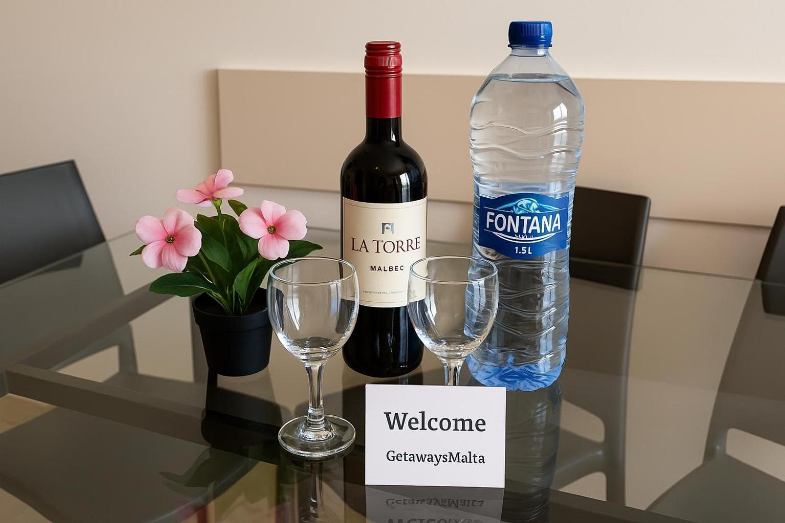 Summer Breeze With Panoramic Terrace - By Getawaysmalta Apartamento Mellieha